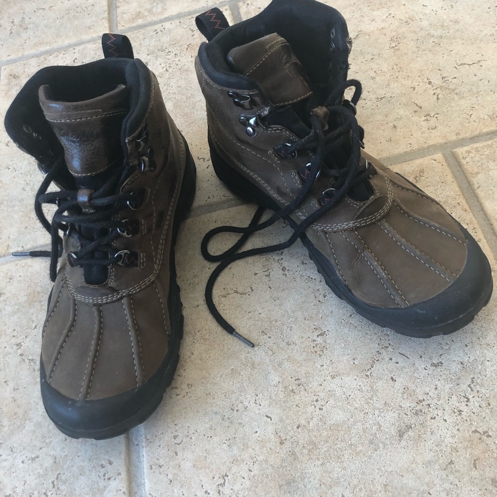 Clarks waterproof boot